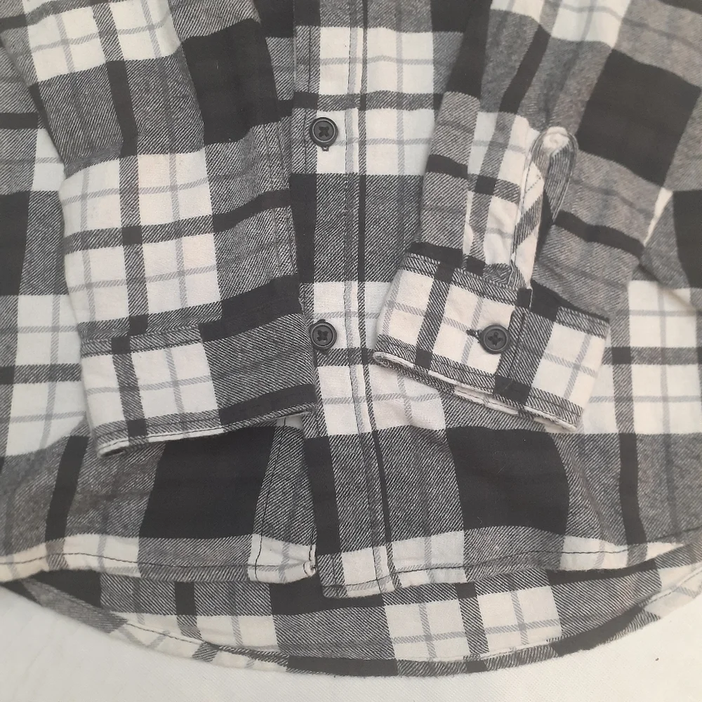 NWT Children's Place Black and White Plaid Long Sleeve Button Down Shirt